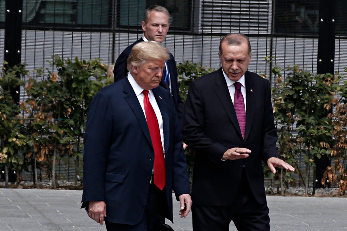 Πετρέλαιο από Ρωσία και μαχητικά F-35: Το σκληρό παζάρι Ουάσινγκτον–Άγκυρας