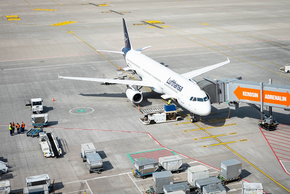 Γερμανία: Οι πιλότοι της Lufthansa σχεδιάζουν απεργιακές κινητοποιήσεις