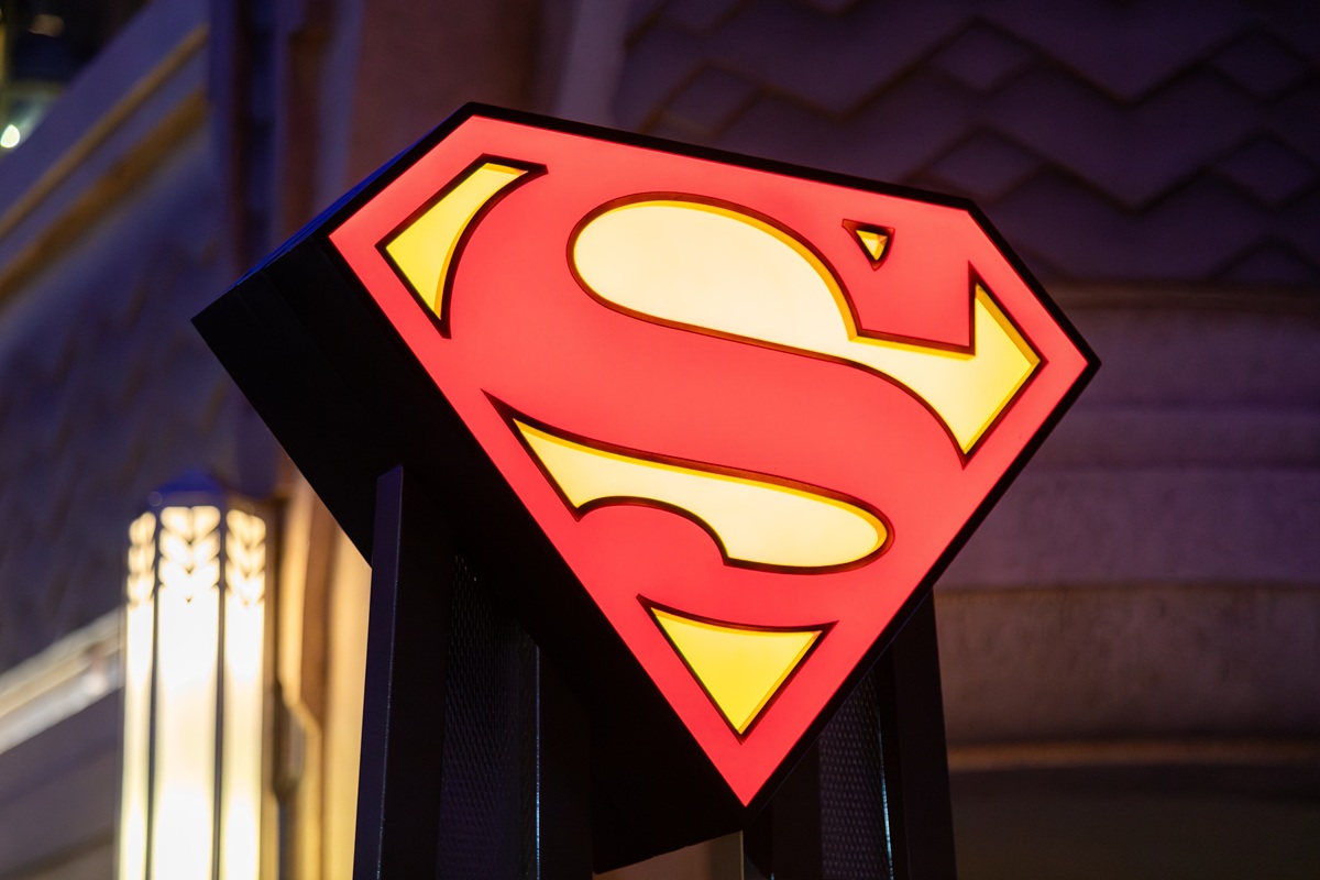 Warner Bros. vs Midjourney: Η μάχη για τον Superman, τη Wonder Woman και το copyright στην εποχή της AI