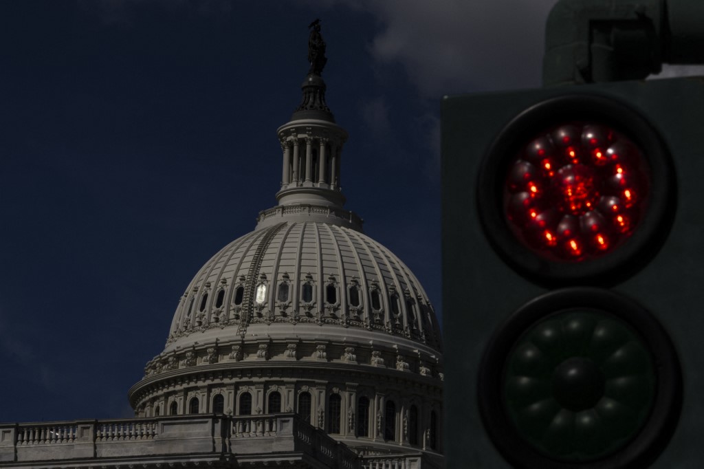 Shutdown: Οι αγορές «κρατούν την ανάσα τους» – Τα 4 βασικά σενάρια εξόδου