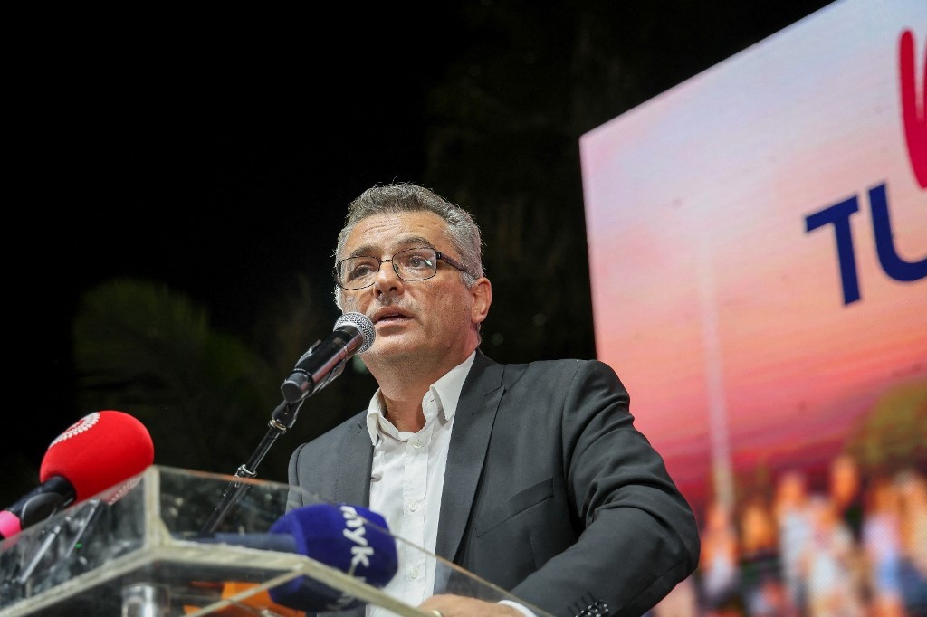 Η επόμενη μέρα στα Κατεχόμενα: Ποιος είναι ο Τουφάν Ερχιουρμάν που νίκησε τον Τατάρ – Η σημασία για το Κυπριακό