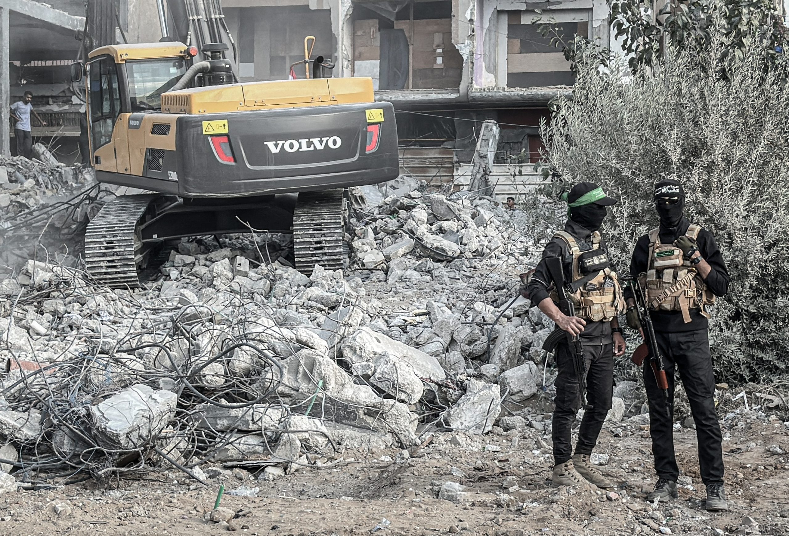 Η Χαμάς πρόκειται να παραδώσει απόψε τα λείψανα ενός ακόμη Ισραηλινού ομήρου