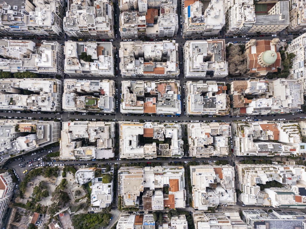 Ξένες επενδύσεις σε ακίνητα: Πού οφείλεται η πτώση για πρώτη φορά μετά το 2015