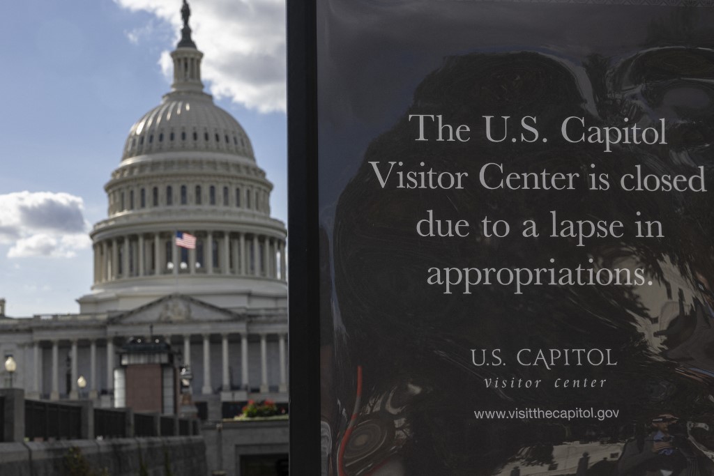 Shutdown στις ΗΠΑ – Απειλεί ο Τραμπ: «Δικό τους λάθος» αν χαθούν θέσεις εργασίας