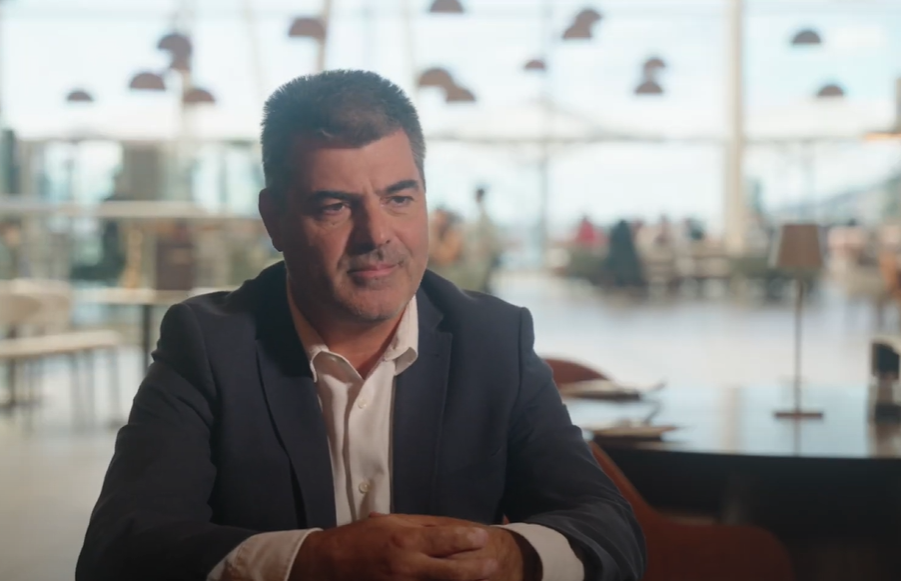 Κωστής Σταυρόπουλος στο Business Monitor: Η στρατηγική της iSquare και της Apple για το μέλλον του retail στην Ελλάδα