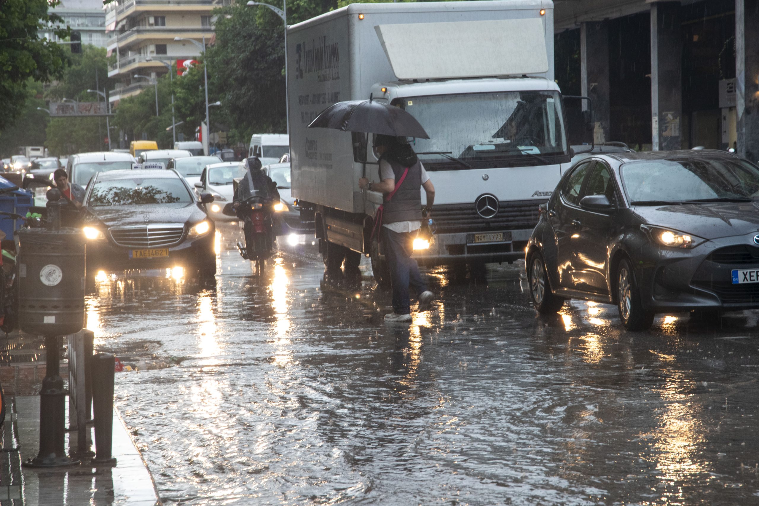 Καιρός: Σε ετοιμότητα η Πολιτική Προστασία – Οι 11 περιοχές που θα «σαρώσει» η κακοκαιρία