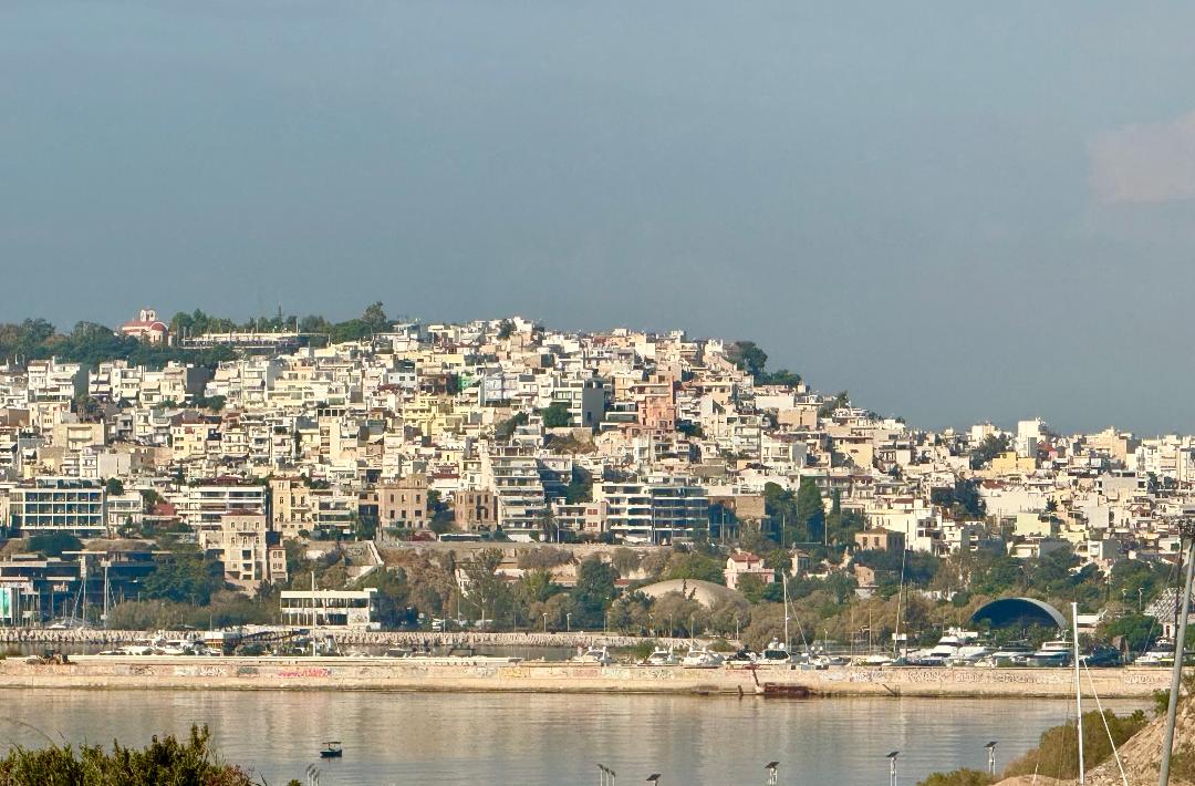 Βραχυχρόνια μίσθωση: Η «ακτινογραφία» μιας αγοράς 11 δισ. ευρώ και 95.000 θέσεων εργασίας
