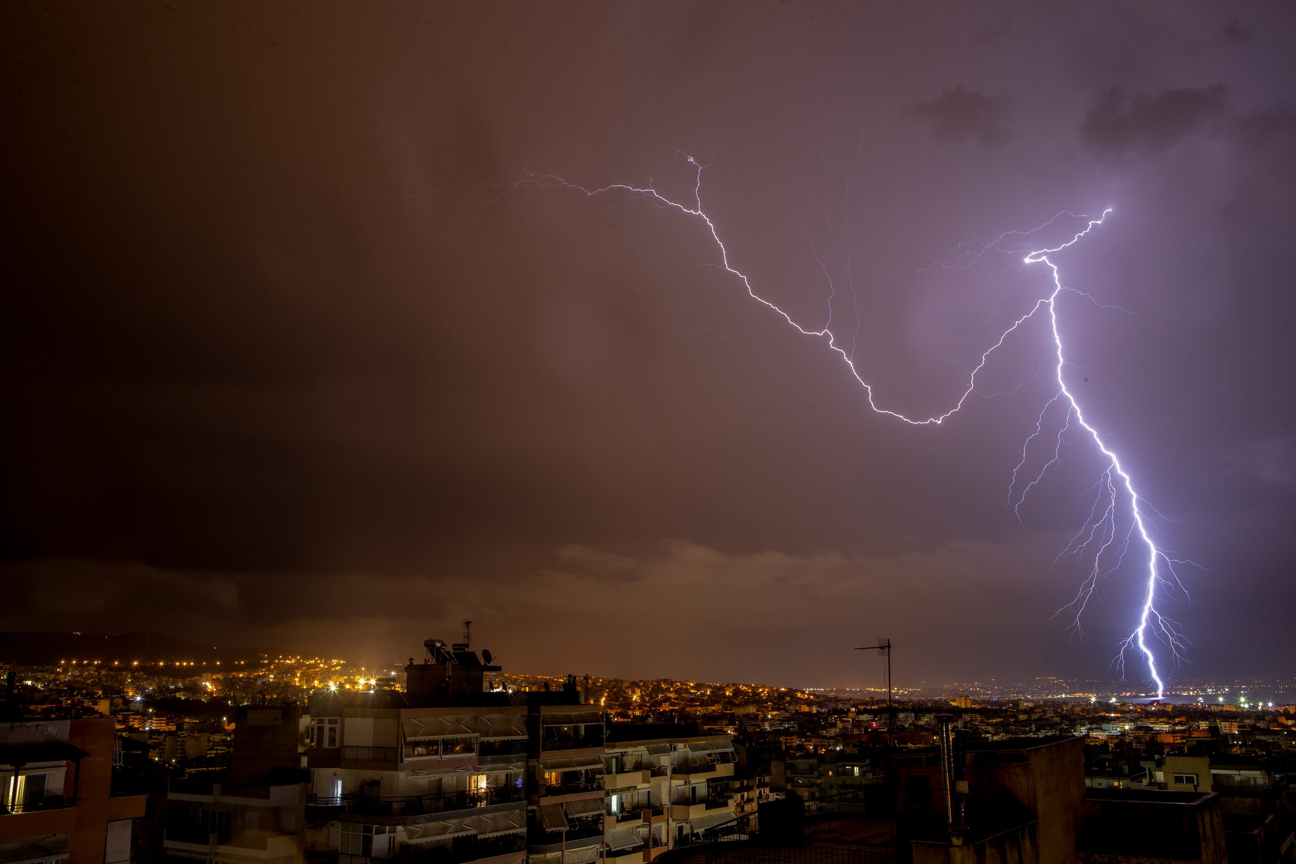 Πού θα χτυπήσει η νέα κακοκαιρία – Έκτακτο δελτίο επικίνδυνων φαινομένων από την ΕΜΥ