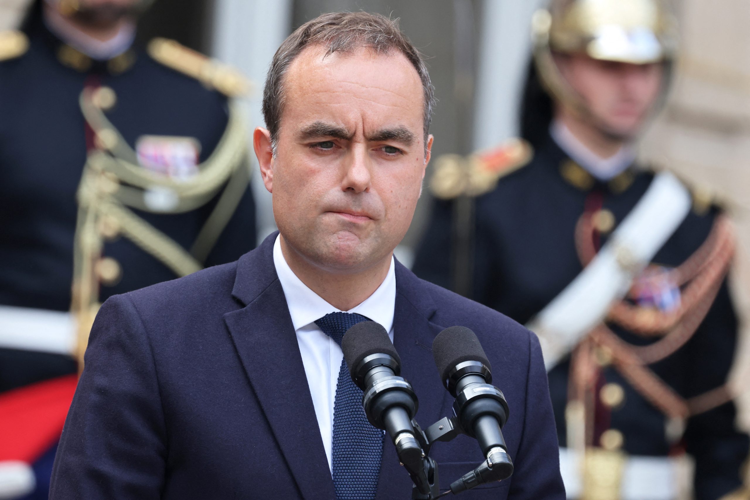 Γαλλία: Ο Μακρόν επαναδιόρισε τον Λεκορνί ως Πρωθυπουργό τέσσερις μέρες μετά την παραίτησή του