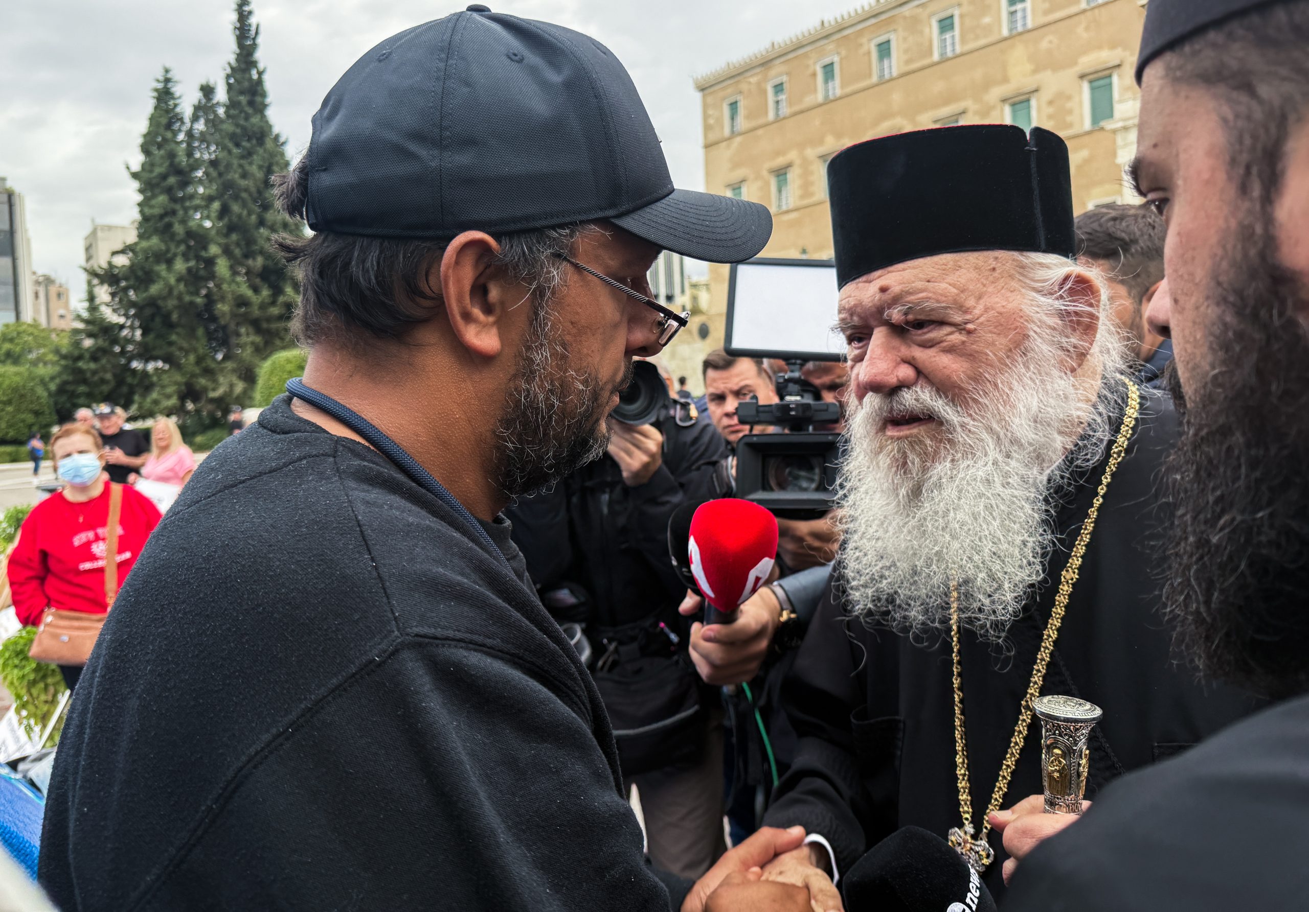 Τον Πάνο Ρούτσι επισκέφθηκε ο Αρχιεπίσκοπος Ιερώνυμος – «Όπου υπάρχει πόνος, είμαστε κοντά»