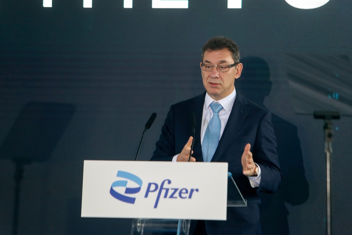 Μπουρλά (Pfizer): Η «εντυπωσιακή ταχύτητα» της Κίνας αλλάζει το παιχνίδι στη φαρμακοβιομηχανία
