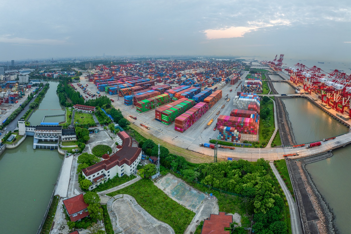 ΗΠΑ-Κίνα: Μονομαχία γιγάντων στον Ειρηνικό