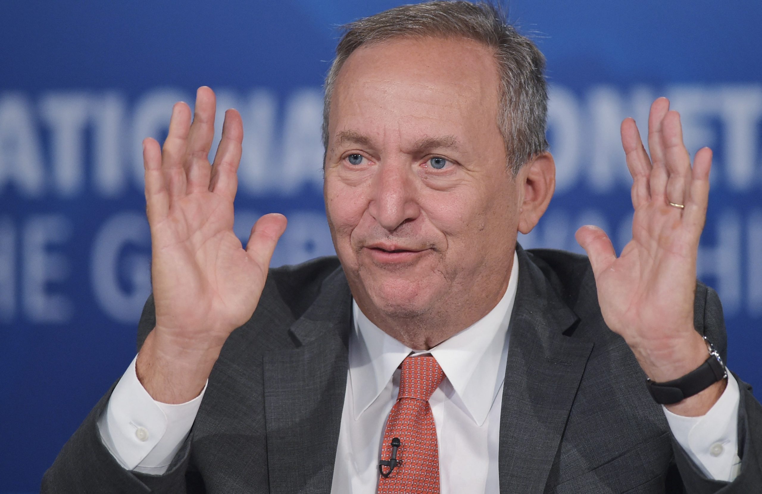 Παραιτήθηκε από την OpenAI o Λάρι Σάμερς μετά τις αποκαλύψεις για επαφές με τον Έπσταϊν