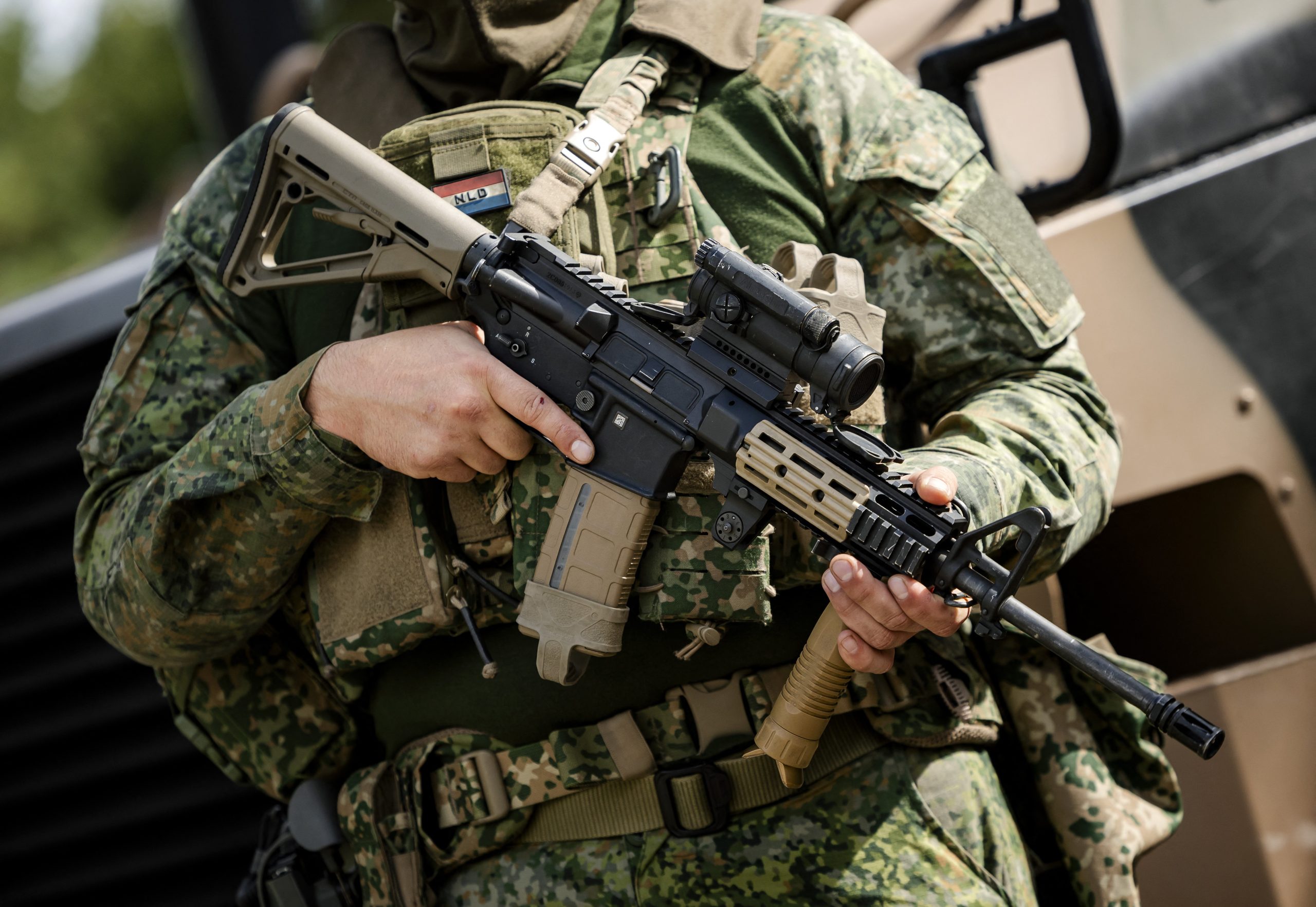 Ολλανδία: Χρήση όπλων από τον στρατό κατά drones πάνω από αεροπορική βάση