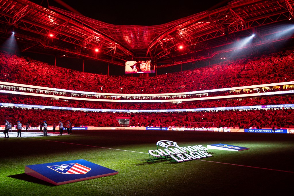 Από το γήπεδο στην τσέπη: Πώς οι ποδοσφαιρικές ομάδες γίνονται επενδυτικά θησαυροφυλάκια