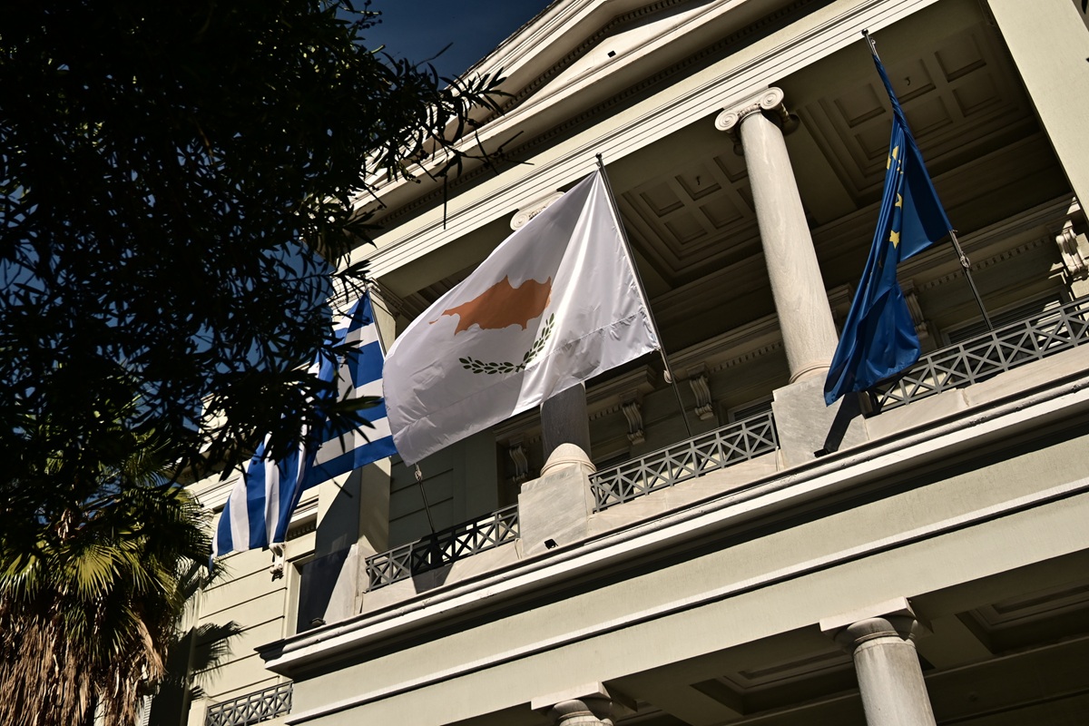 Ελλάδα για τα 42 χρόνια από την ανακήρυξη του ψευδοκράτους: «Δεν θα αποδεχθούμε ποτέ τα τετελεσμένα εισβολής και κατοχής»