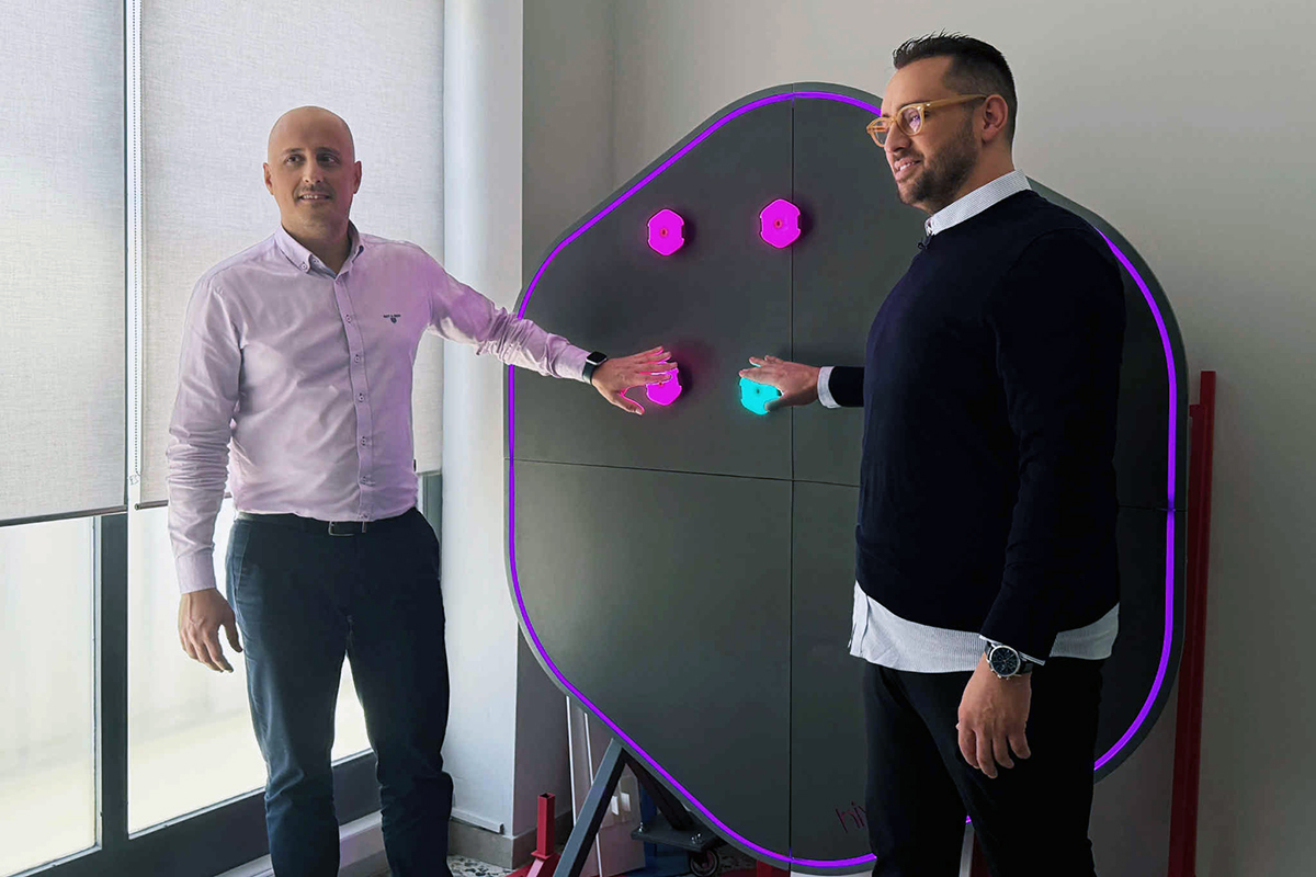 Business Monitor: Πώς η Hiveact του Μάριου Παρίση και του Θοδωρή Παπαλουκά αλλάζει τον τρόπο που αθλούμαστε