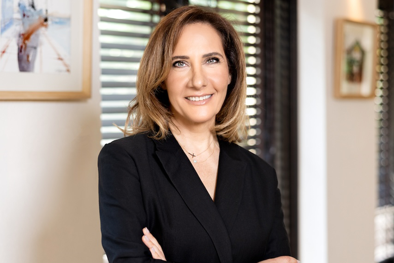 Η νέα εποχή της ελληνικής φιλοξενίας μέσα από τα μάτια της Έλενας Μπινιάρη