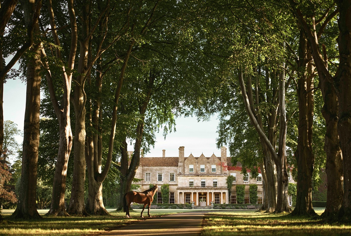 Emblems Collection: Ξεκίνημα στη Βρετανία με το Lucknam Park και σχέδια για έξι ακόμη πολυτελείς αφίξεις