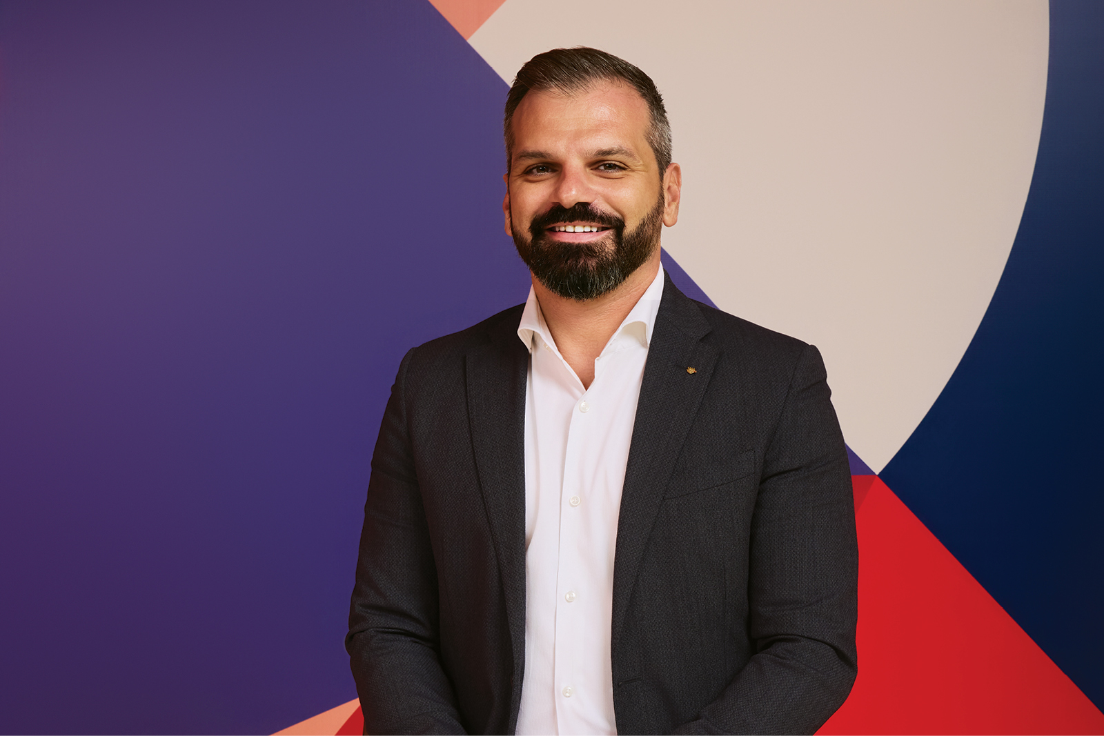 Νίκος Μηναδάκης (Advance Deep-Tech Services): Από την Κρήτη σε όλο τον κόσμο με οδηγό την Τεχνητή Νοημοσύνη