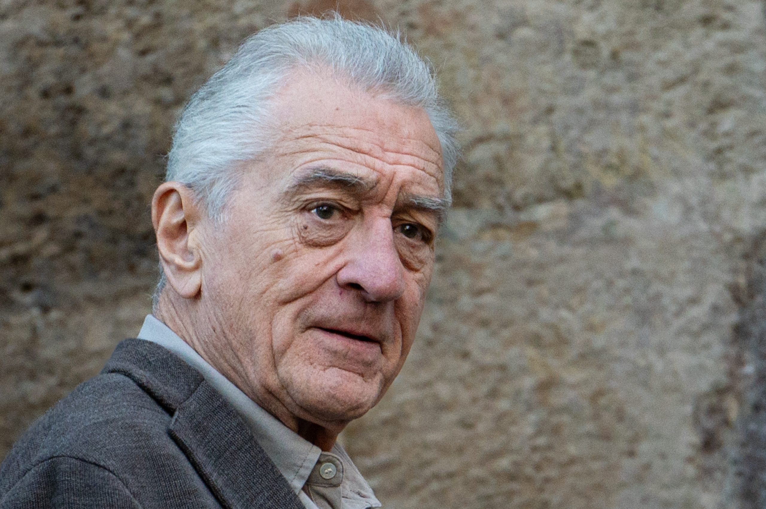 Ρόμπερτ Ντε Νίρο: «Ήρθε η στιγμή να ξαναπάρουμε πίσω τη χώρα μας»