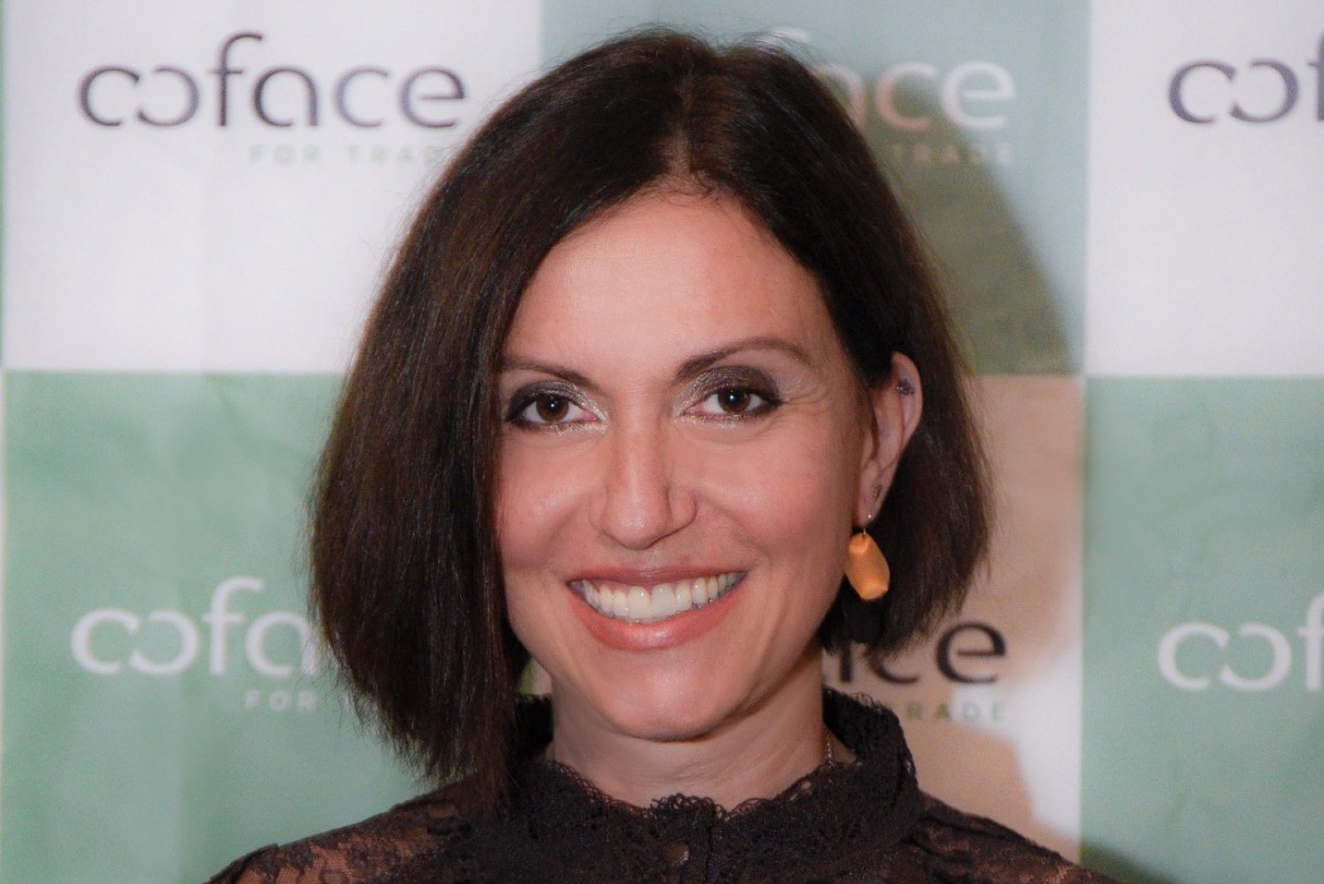 Μαρία Παπαζαρκάδα (Coface):  Η ασφάλιση πιστώσεων είναι το μαξιλάρι ασφαλείας των μικρών επιχειρήσεων