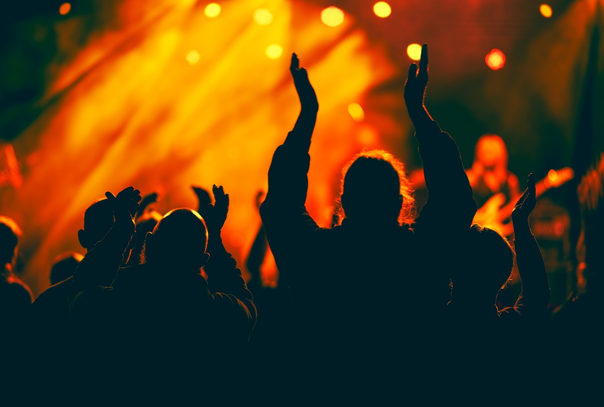 Μουσικοί θρύλοι του ’70 και ’80 ενώνουν δυνάμεις – Το supergroup που θα εμφανιστεί για μία μόνο βραδιά