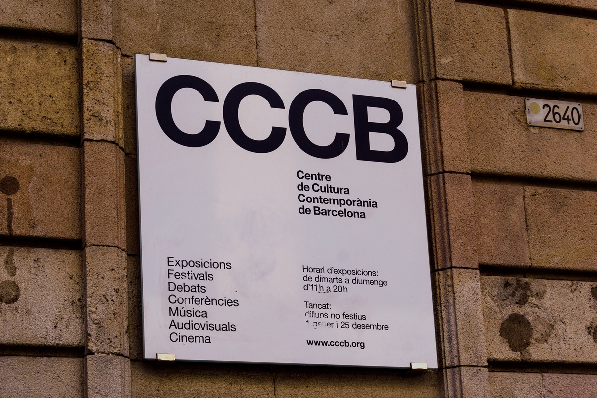 World Press Photo 2025 στη Βαρκελώνη: Οι φωτογραφίες που αφηγούνται τις αντιφάσεις του κόσμου