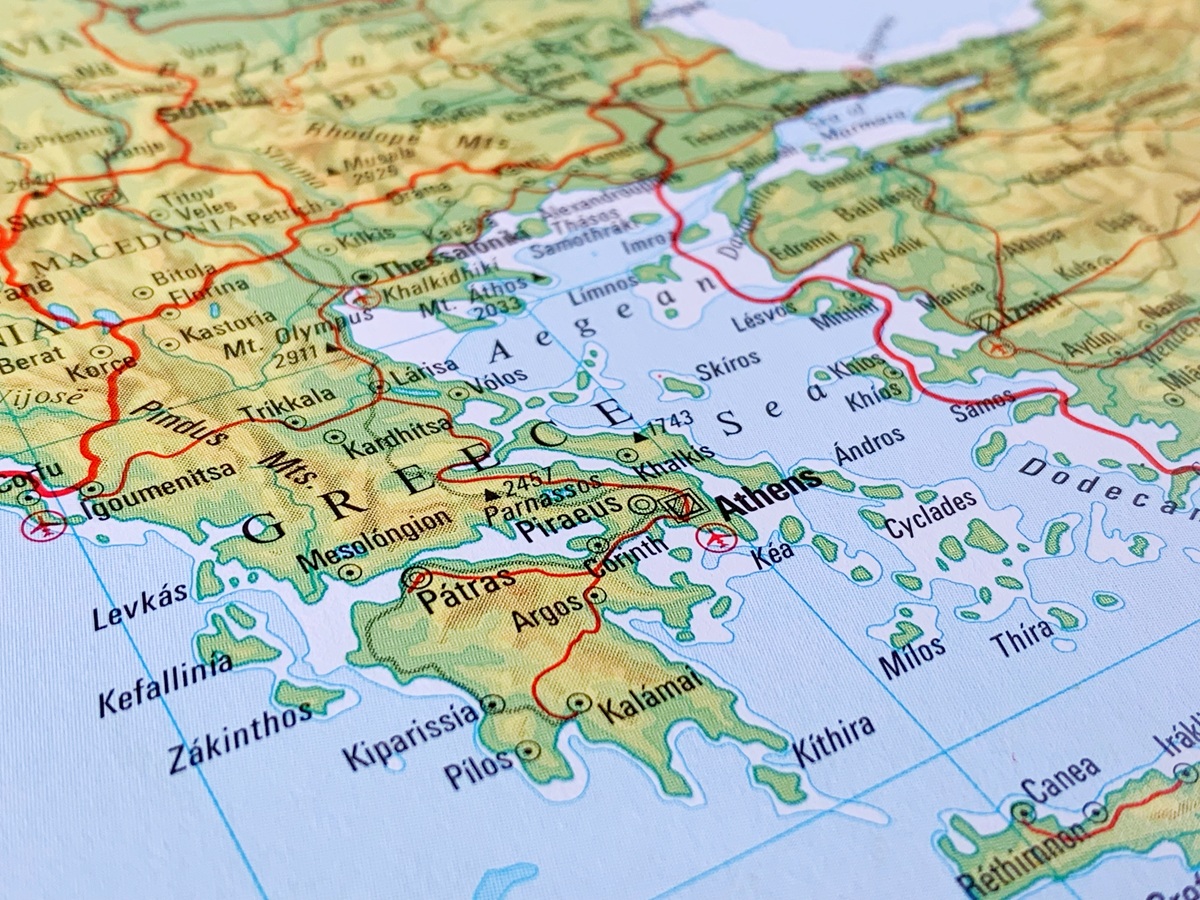 Η Ελλάδα γίνεται η νέα ενεργειακή πύλη της Ευρώπης – Τα 5 deals που κλείστηκαν με τις ΗΠΑ