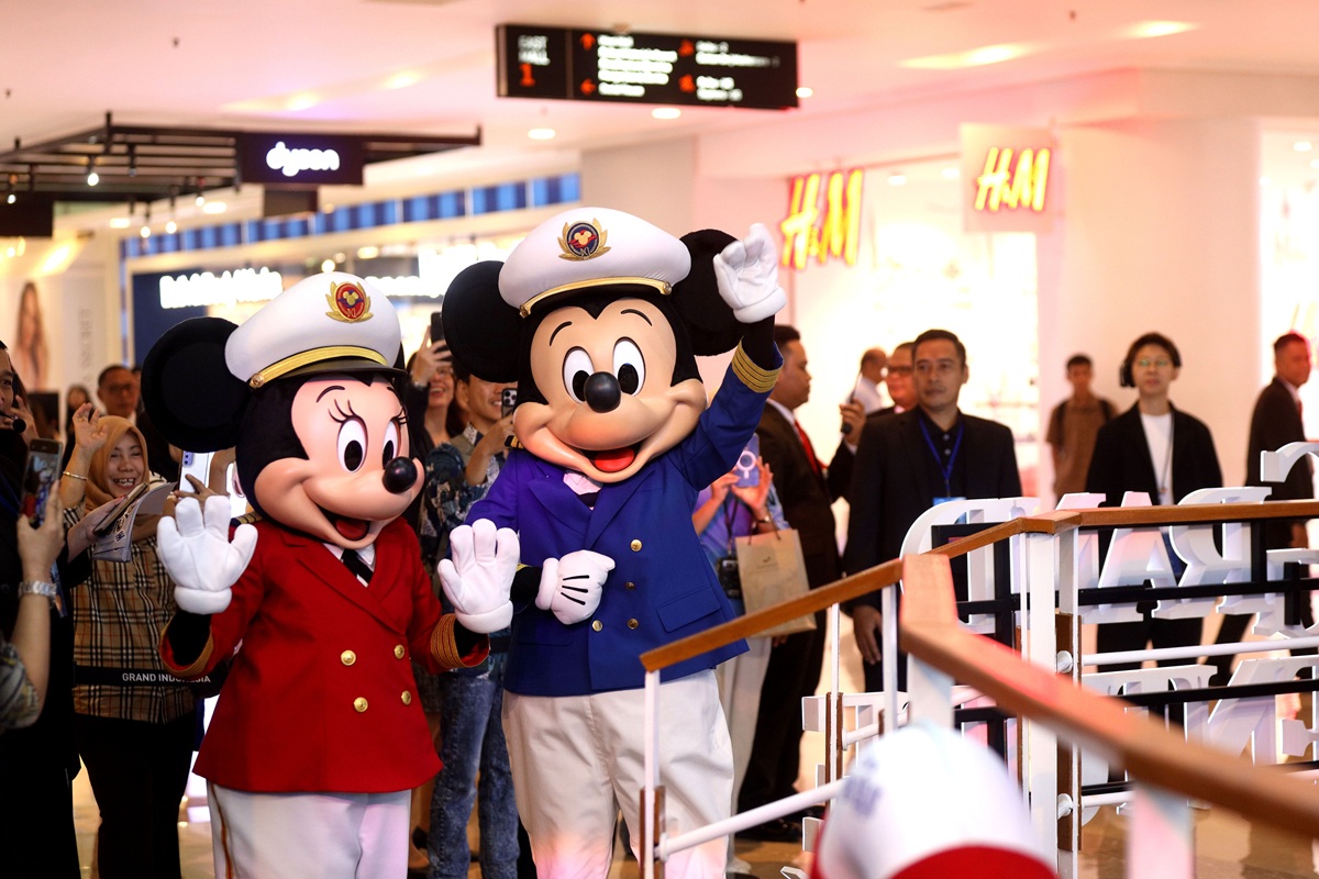 Αυτό είναι το νέο πλωτό βασίλειο της Disney: Μέσα στο πολυτελές «Destiny» των 4.000 επιβατών