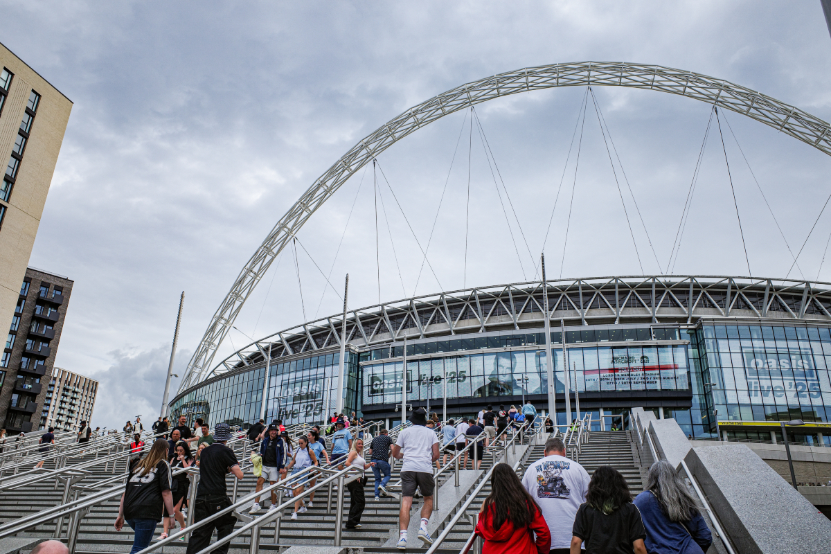 Νομοσχέδιο στη Βρετανία χτυπά τους μεταπωλητές εισιτηρίων