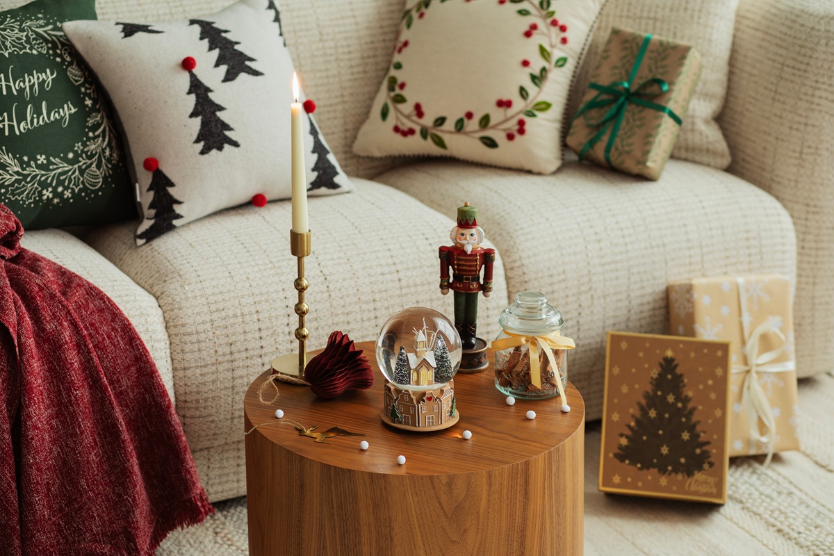 TikTok ή κατάστημα; Ο παγκόσμιος «πόλεμος» για τη χριστουγεννιάτικη διακόσμηση