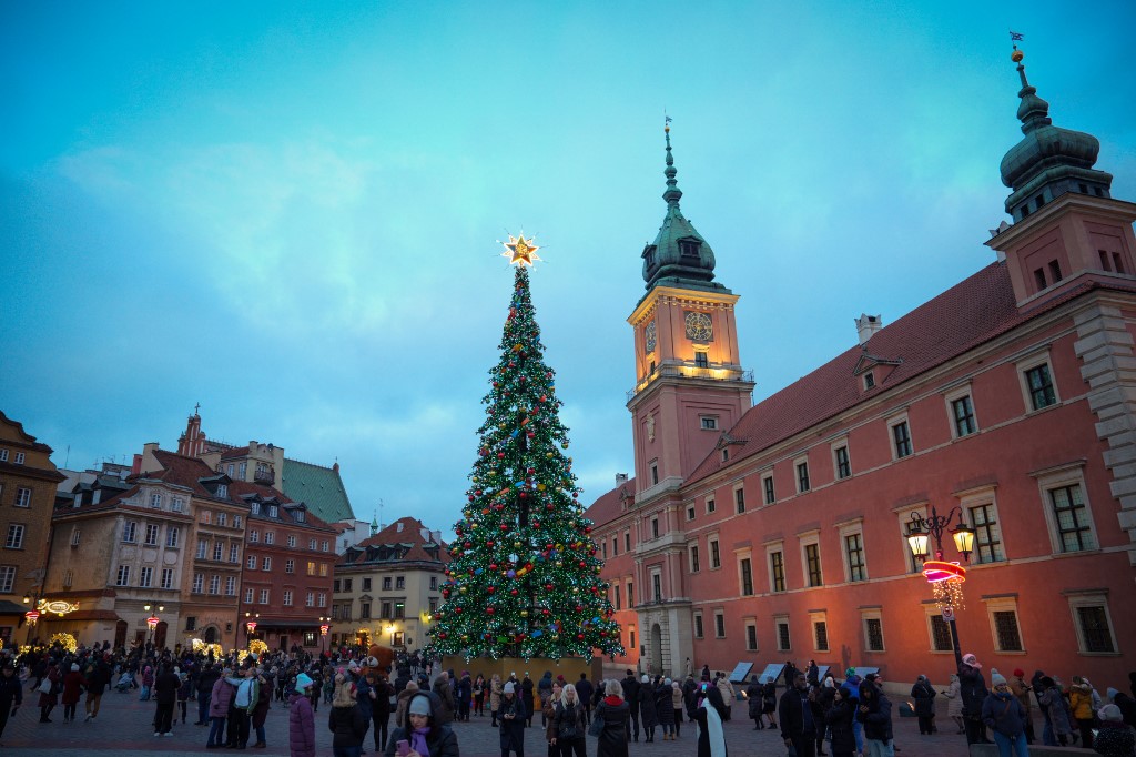 Πολωνία: Απετράπη τρομοκρατική επίθεση σε χριστουγεννιάτικη αγορά