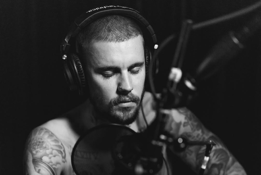 Τζάστιν Μπίμπερ: «Δεν είμαι προϊόν» – Η οργισμένη απάντηση στη μουσική βιομηχανία