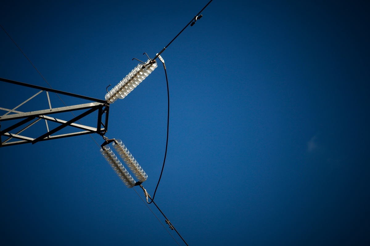 ΑΔΜΗΕ: Εξοικονόμηση άνω των 700 εκατ. ευρώ από την ηλεκτρική διασύνδεση Κρήτης-Πελοποννήσου