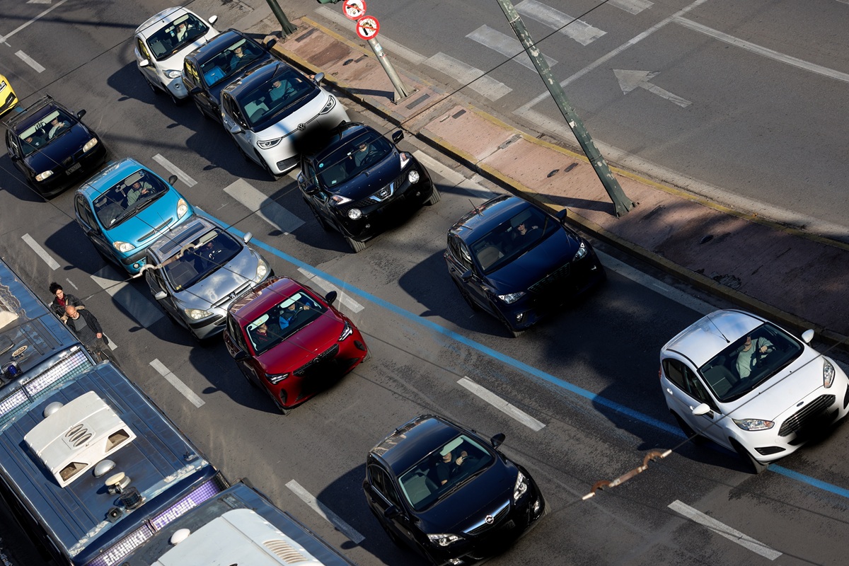 Τέλη κυκλοφορίας 2026: Χωρίς παράταση φέτος για την εξόφληση – Τελευταίες ημέρες πριν επιβληθούν βαριά πρόστιμα