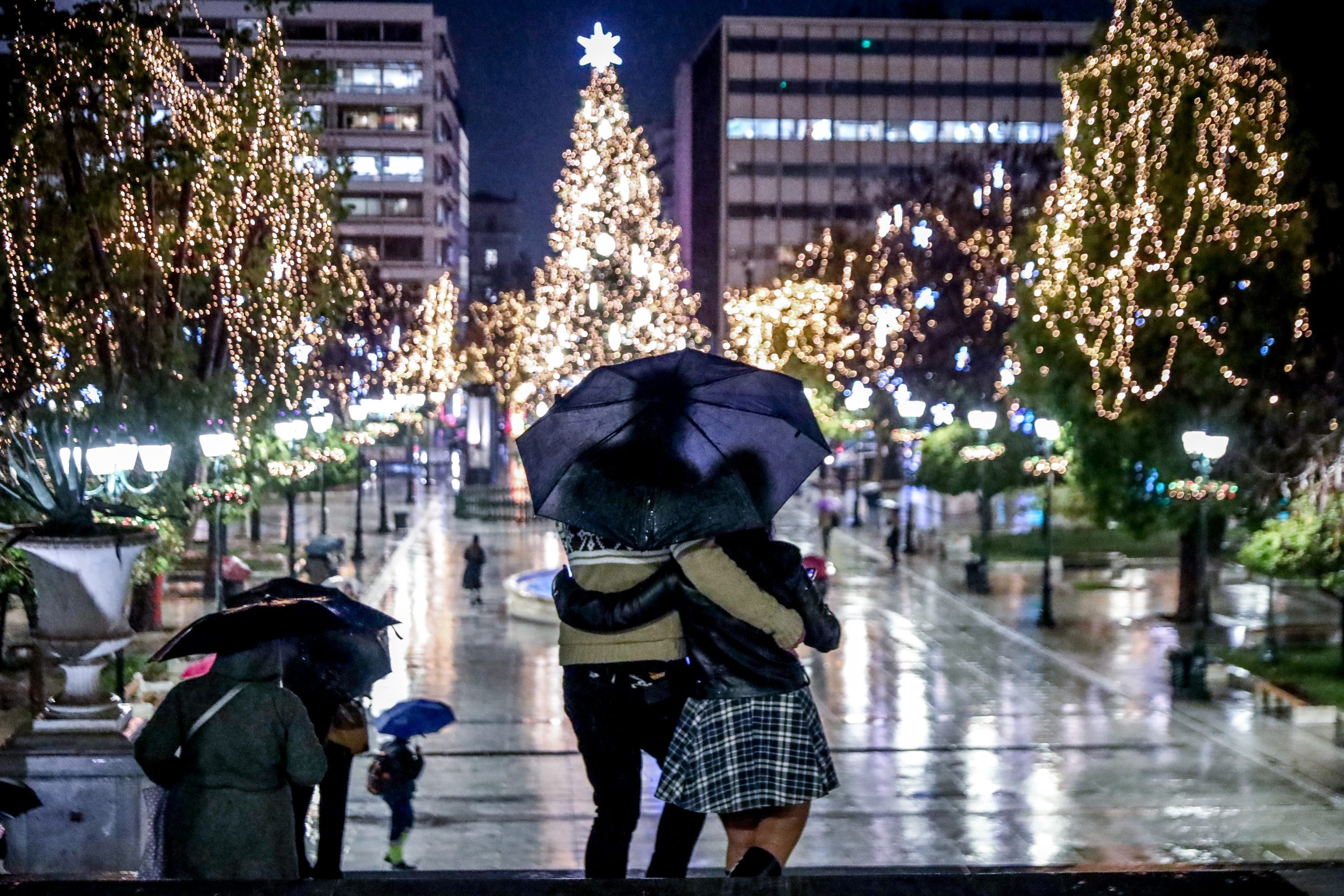 Κακοκαιρία Byron: Ακραία φαινόμενα και εκτεταμένα προβλήματα – Ποιες περιοχές πλήττονται περισσότερο (vids)
