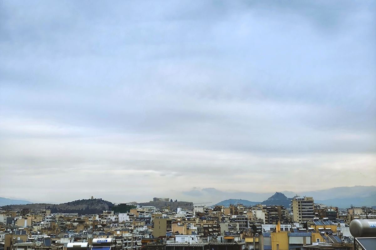 Καιρός: Αίθριος με «παγωμένα» μποφόρ την Κυριακή