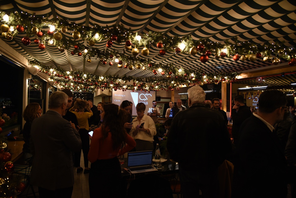 Το VISION της Metron Ariston™ επαναπροσδιορίζει την εμπειρία της εστίασης για τους ανθρώπους με οπτική αναπηρία