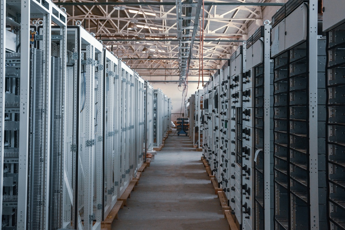 Bain & Company: Νέα φάση στρατηγικής ανάπτυξης για τα Data Centers στην εποχή της Τεχνητής Νοημοσύνης