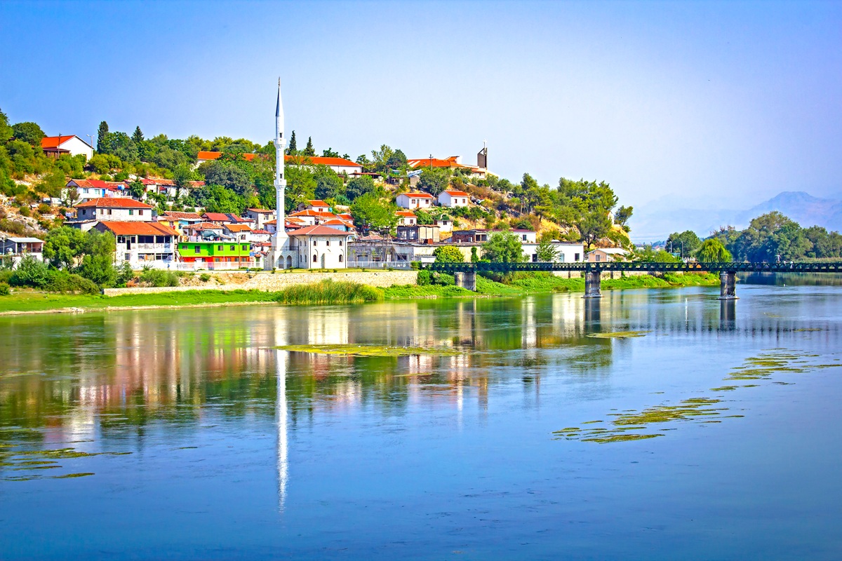 165% αύξηση στις κρατήσεις: Πώς η Αλβανία ξεπέρασε τη Γαλλική Ριβιέρα