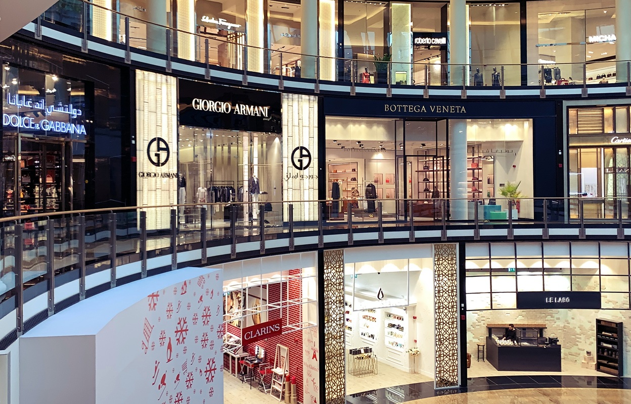 Ποια luxury brands έχουν την «ψήφο εμπιστοσύνης» των επενδυτών το 2026