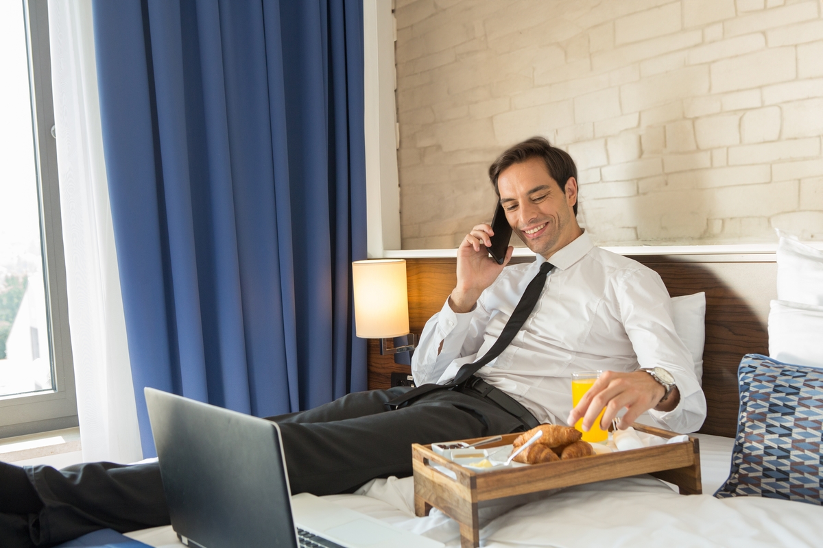 Οι 7 συνήθειες που φέρνουν πλούτο: Τι κάνουν καθημερινά οι δισεκατομμυριούχοι πελάτες της JPMorgan