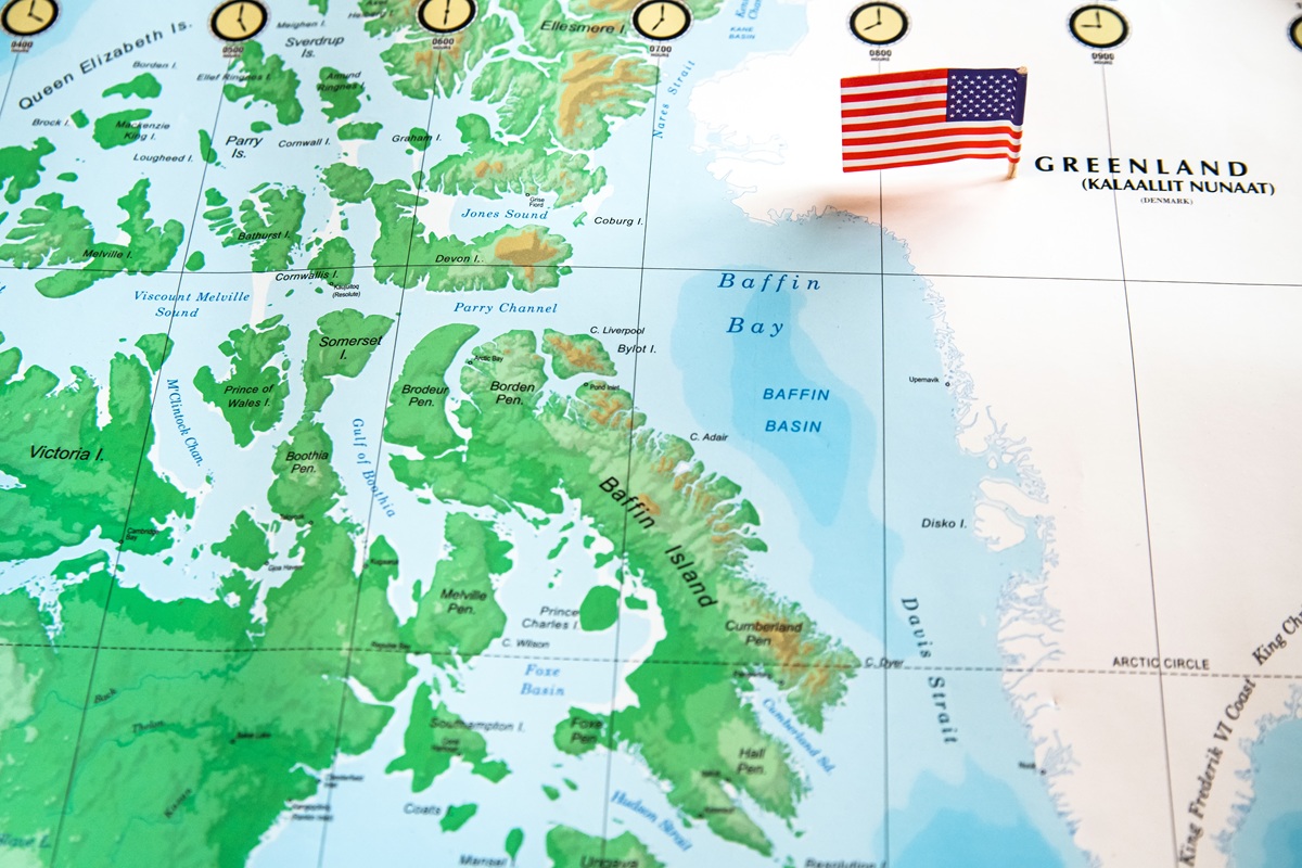 O Τραμπ διορίζει ειδικό απεσταλμένο στη Γροιλανδία τον κυβερνήτη της Λουιζιάνα