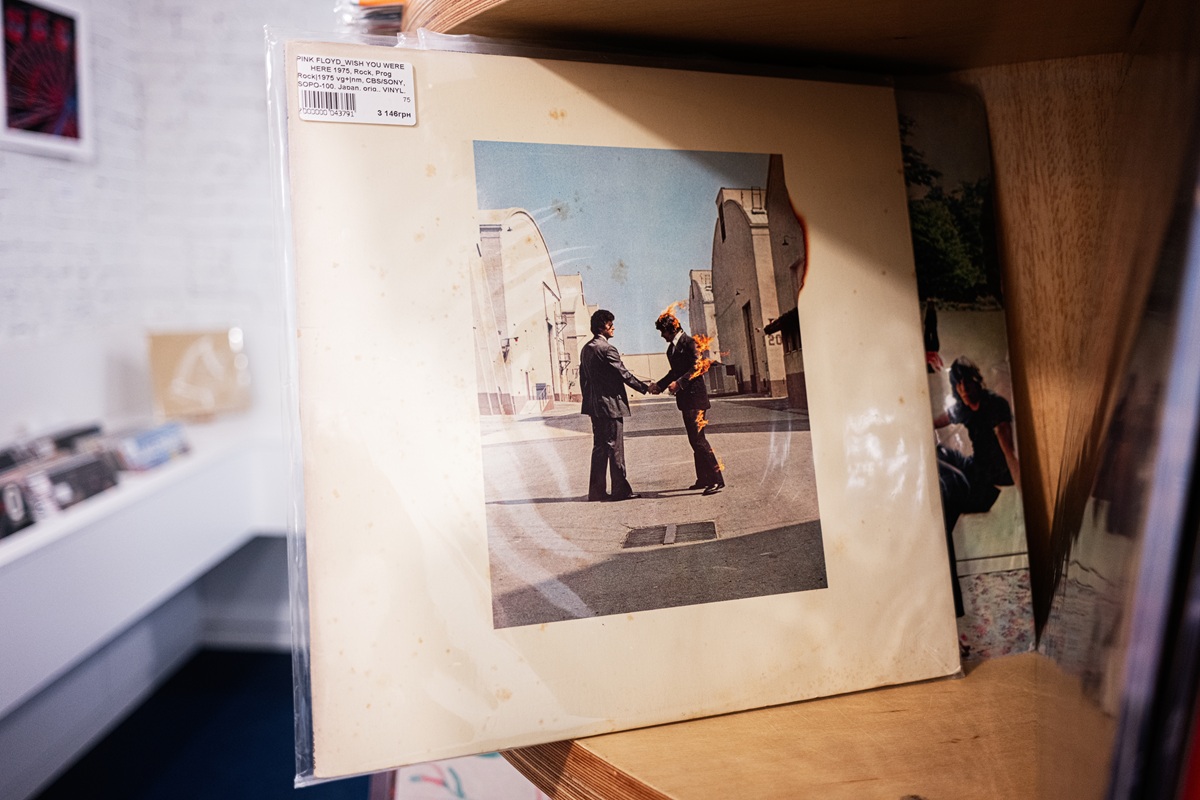 Pink Floyd: Ιστορική πρωτιά στα χριστουγεννιάτικα charts – Το «Wish You Were Here» σπάει τα ρεκόρ