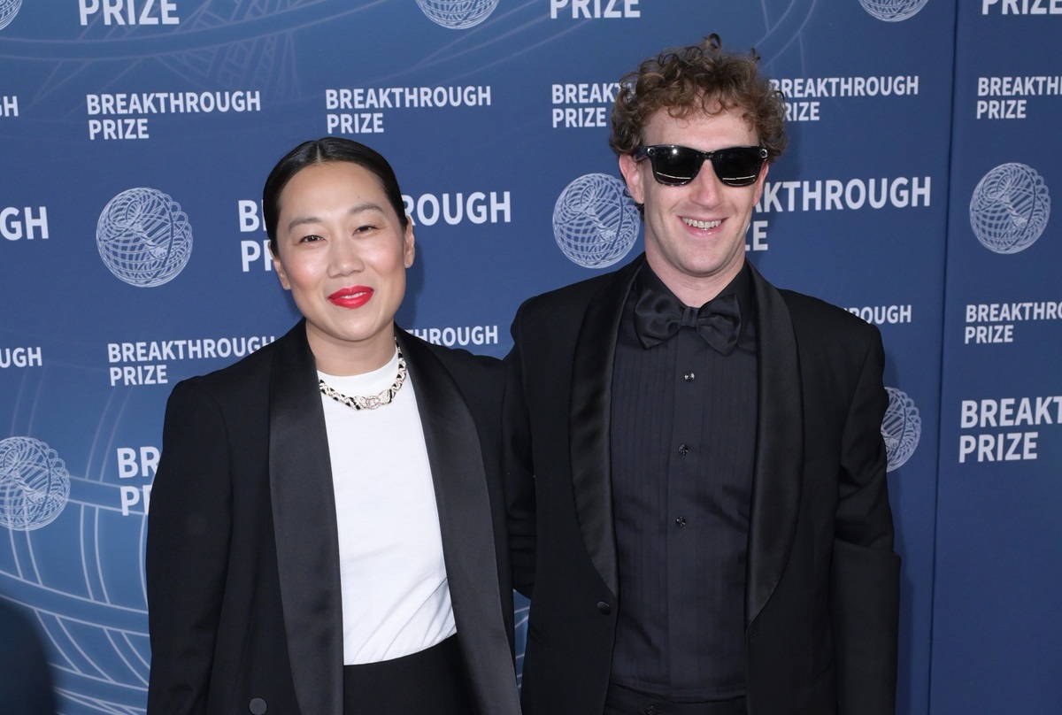 Ο Μαρκ Ζούκερμπεργκ παραδέχεται: «Το Facemash άλλαξε όλη μου τη ζωή, έτσι γνώρισα την Πρισίλα»