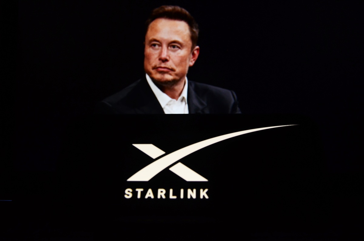 Starlink Mobile: Η SpaceX ετοιμάζεται να μπει στην αγορά της κινητής τηλεφωνίας