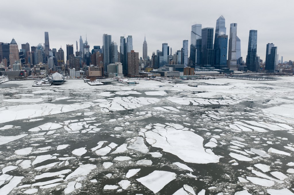 Η «παγοθύελλα του αιώνα» σαρώνει τις ΗΠΑ: Θερμοκρασίες –30°C και δεκάδες νεκροί
