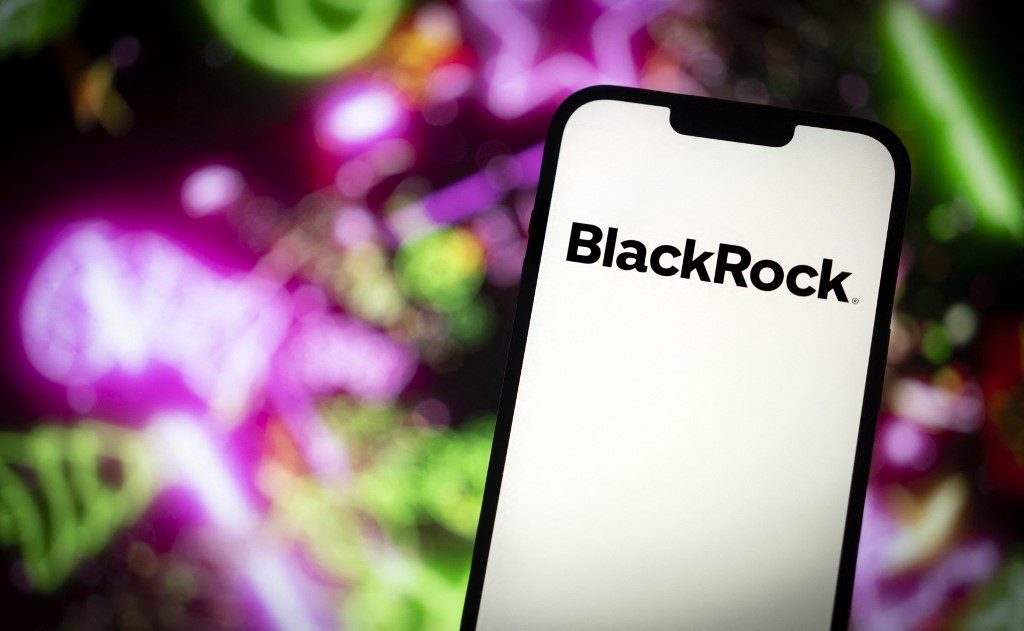 Τι βλέπει η BlackRock για τις αγορές και γιατί «ποντάρει» στο ρίσκο – Τα 3 διδάγματα