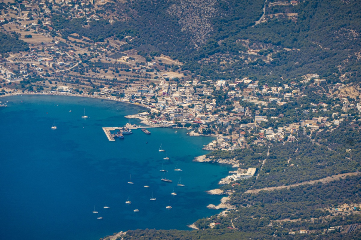 Ferryhopper: Οι 10 κορυφαίοι προορισμοί για το 2025 – Ποιο νησί έκανε την έκλπηξη